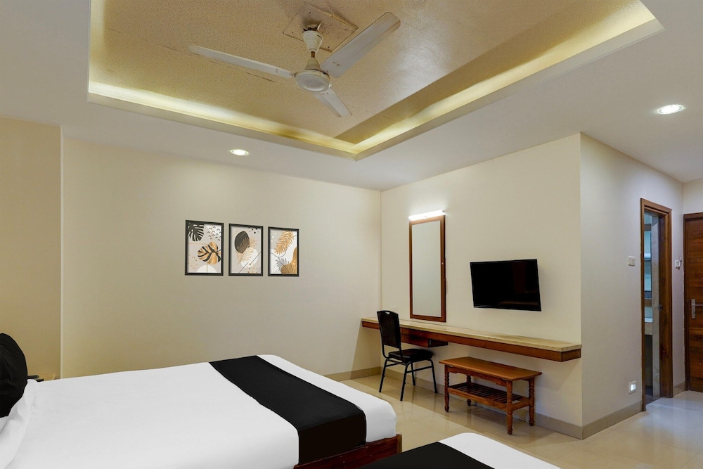 Super Townhouse Arcot Road