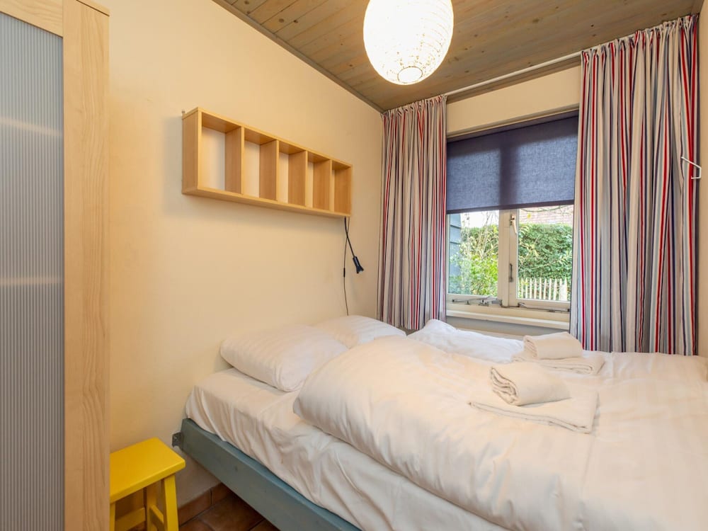 Holiday Home in Oostkapelle Near Beach