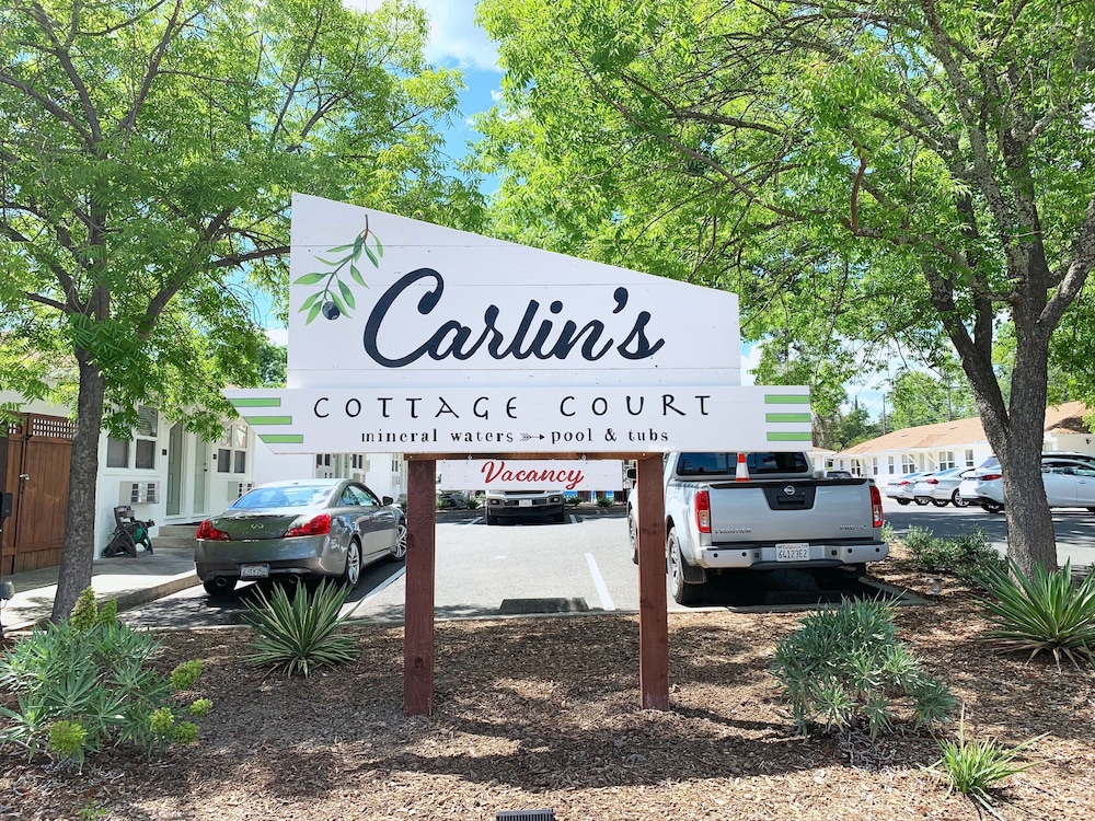 Carlin Cottages