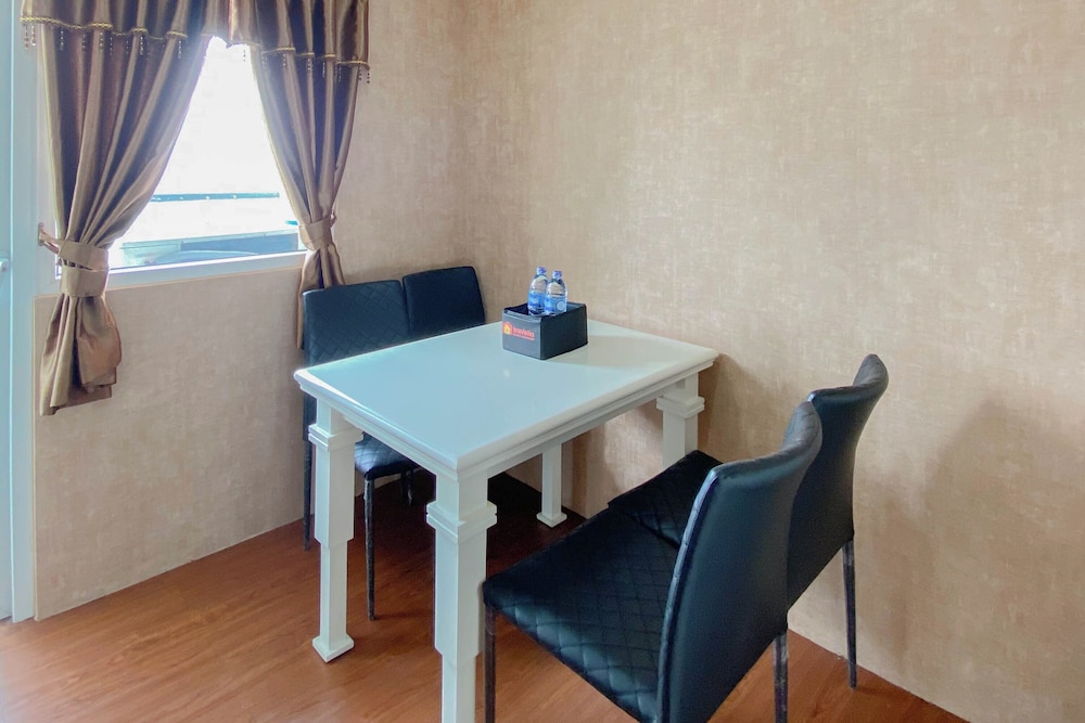 Pleasant And Modern Look 1Br Green Pramuka City Apartment