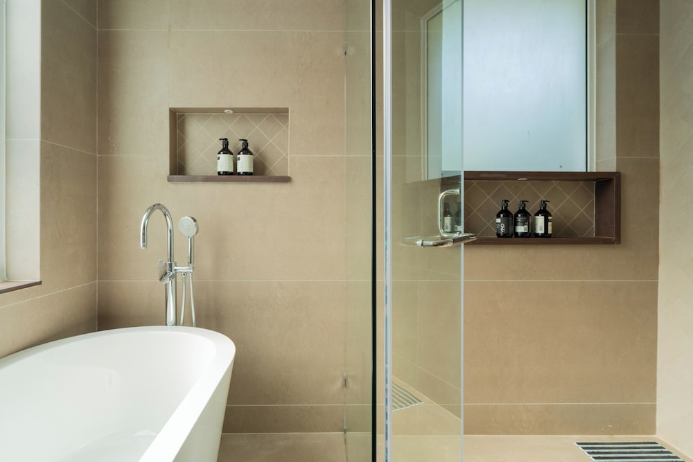 ELIVAAS Laguna Camellia | Luxe 4 BHK Villa Near Popular Beaches with Private Pool