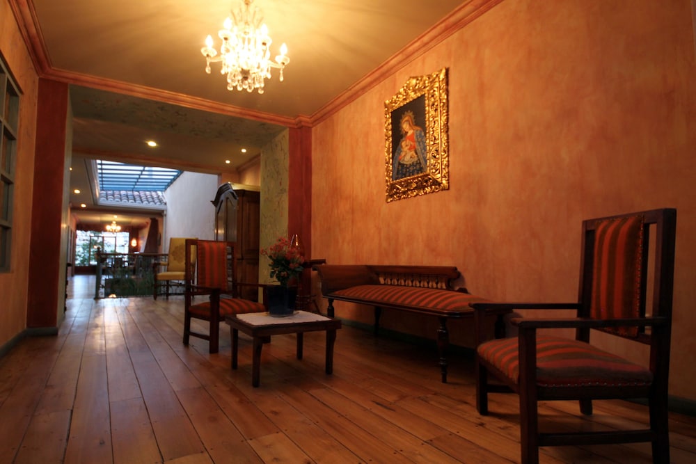 Hotel Inés María