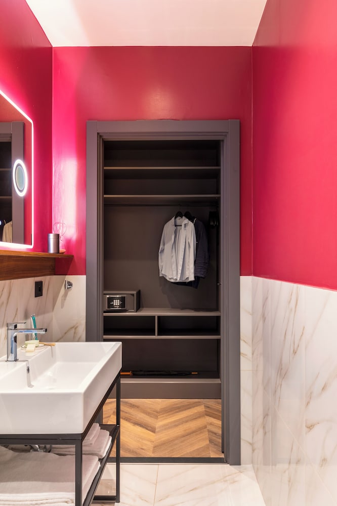 LUMERA STAY - Brera