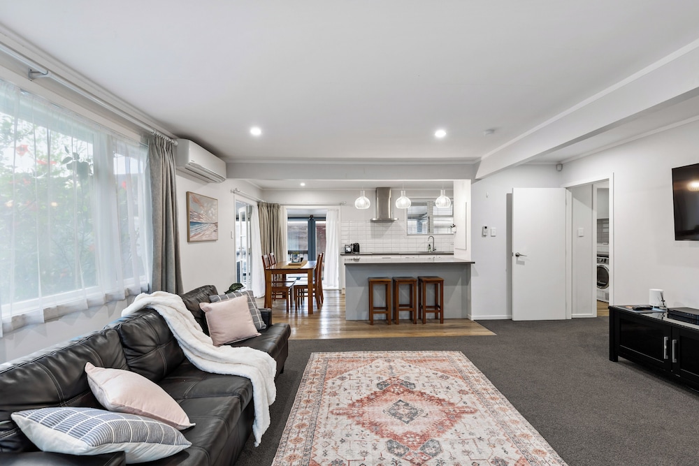 3BR near Tamaki River-Patio&Parking I Zodiak Stays
