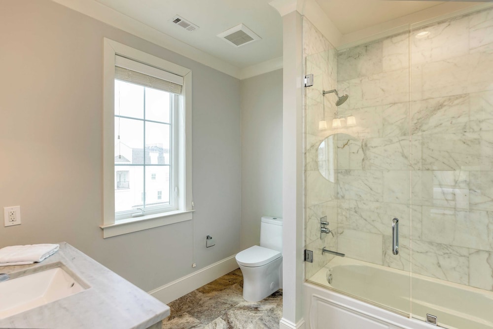 Sleeps 48, 2 Homes w/ Private Beach Access Bradley Circle Buyout by Avantstay