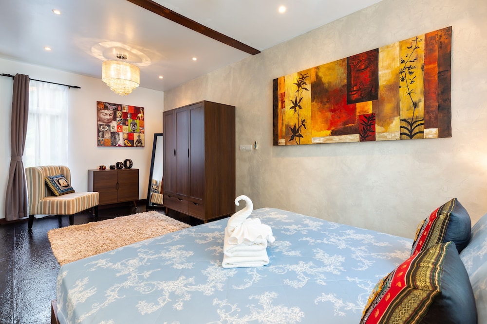 Ocean View Boutique 8BR Pool Villa Sawan view 2