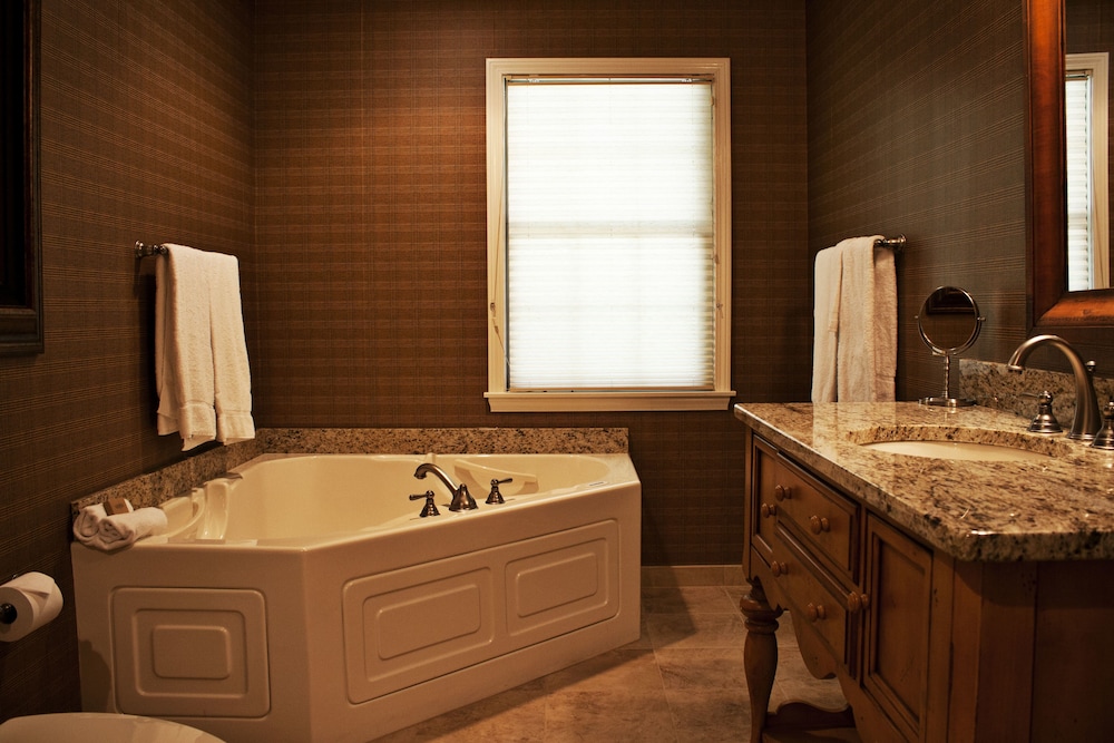 The Mountain Top Inn & Resort