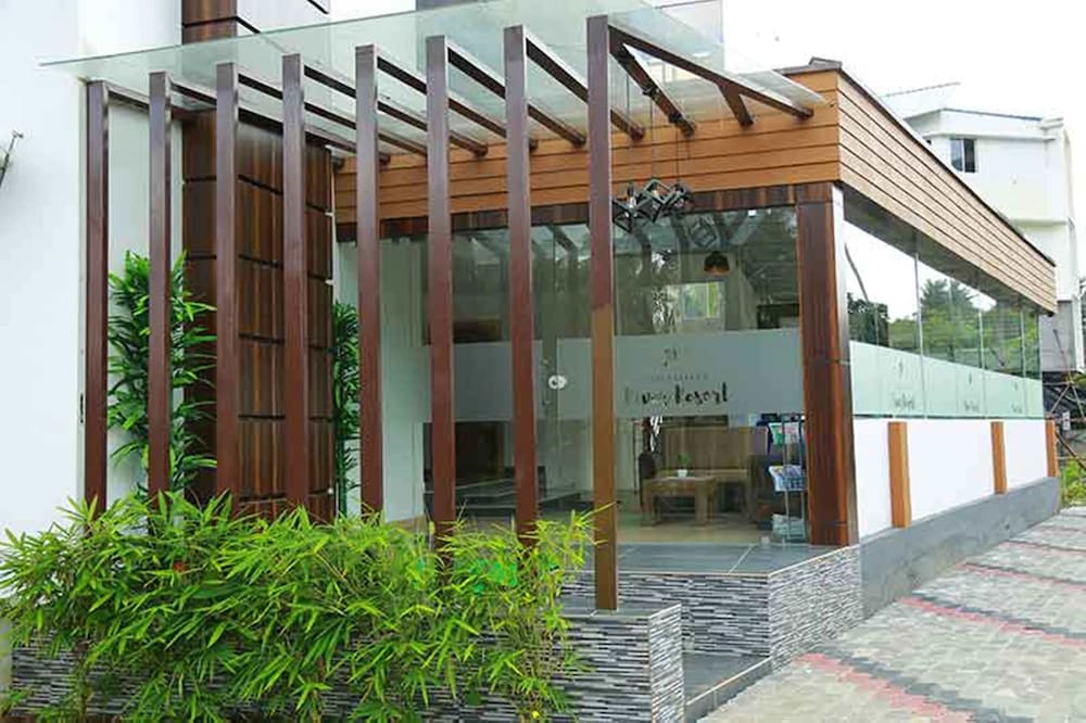 Athirapilly River Resort