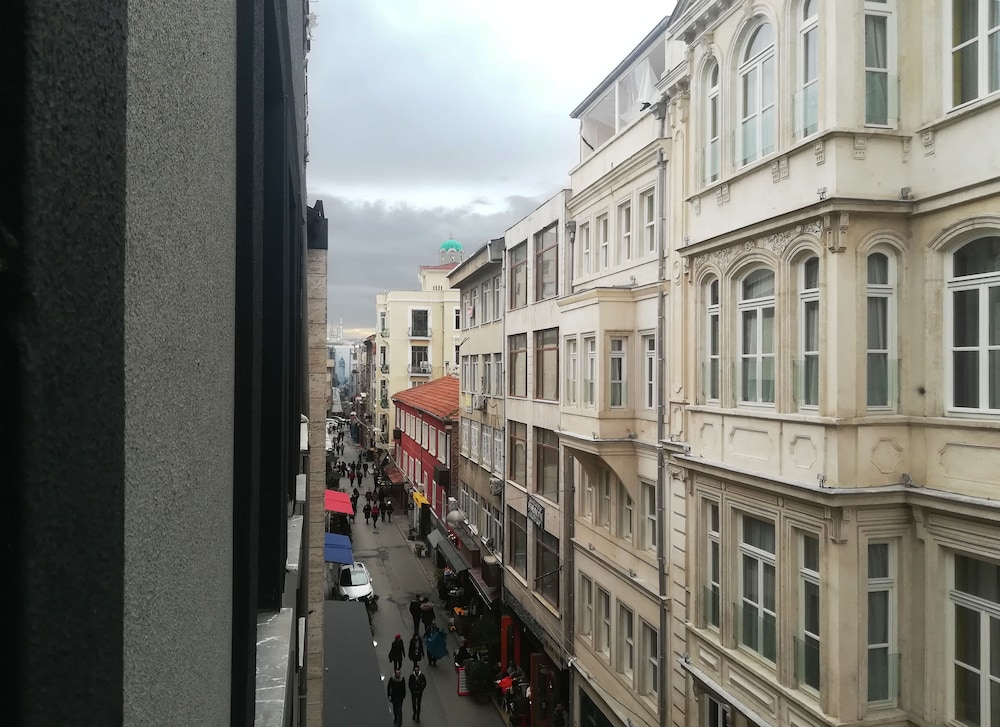 Nabu Hotel - Image 57