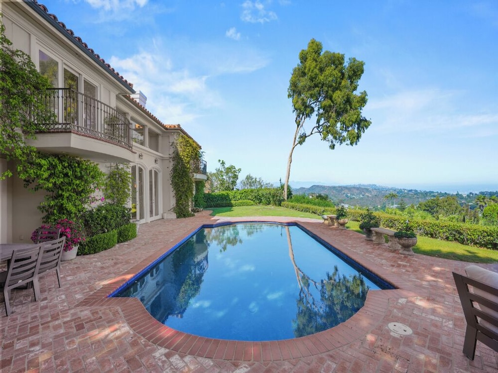 Savona Sanctuary Estate