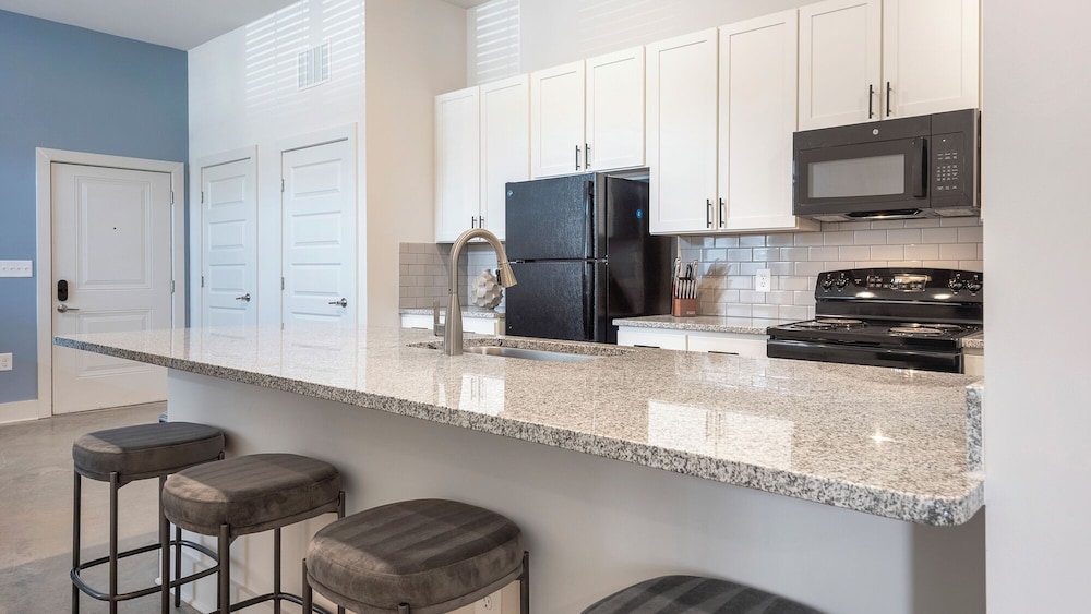 Landing Furnished Apartments - Northwest Charlotte
