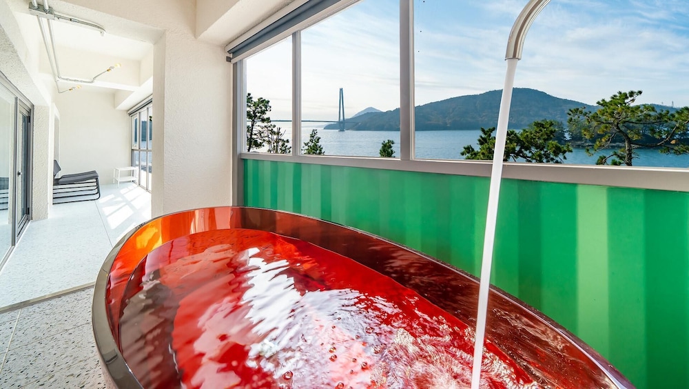 Yeosu Amofu Poolvilla view 4
