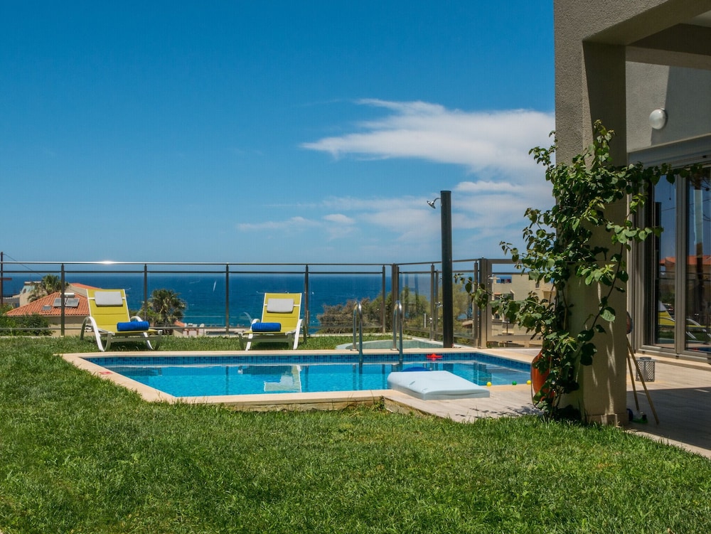 Ilianthos Villa