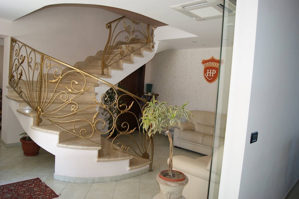 hotel parrilla