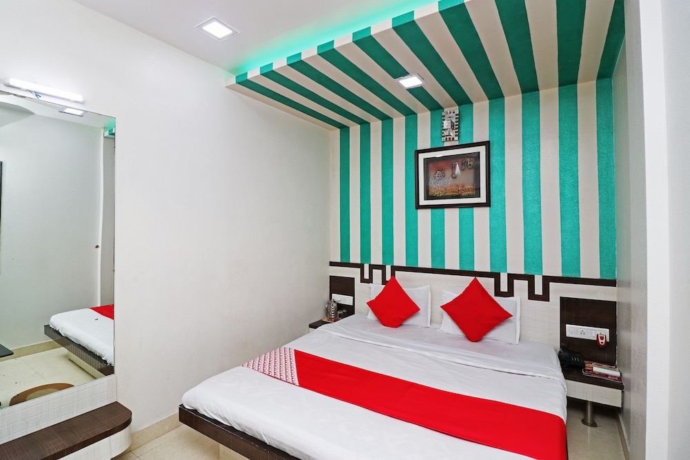 OYO 12769 Hotel Artland view 4