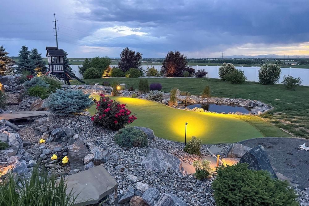 Private Hot Tub + Game Room: Keenesburg Getaway!