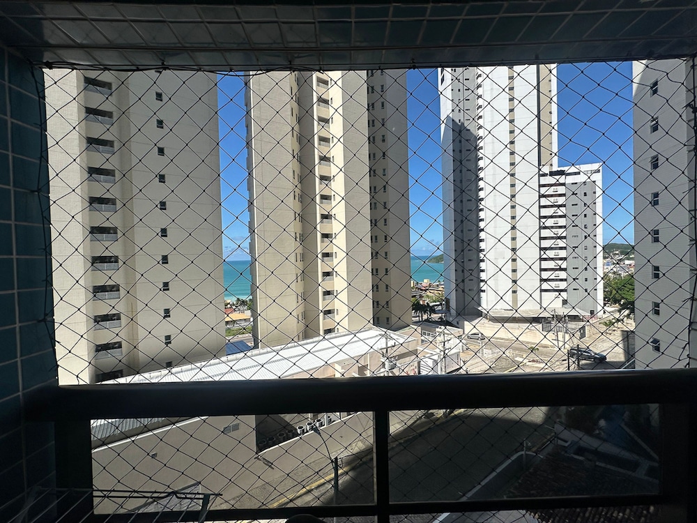 Apto Completo com Piscina e Wi-fi em Ponta Negra