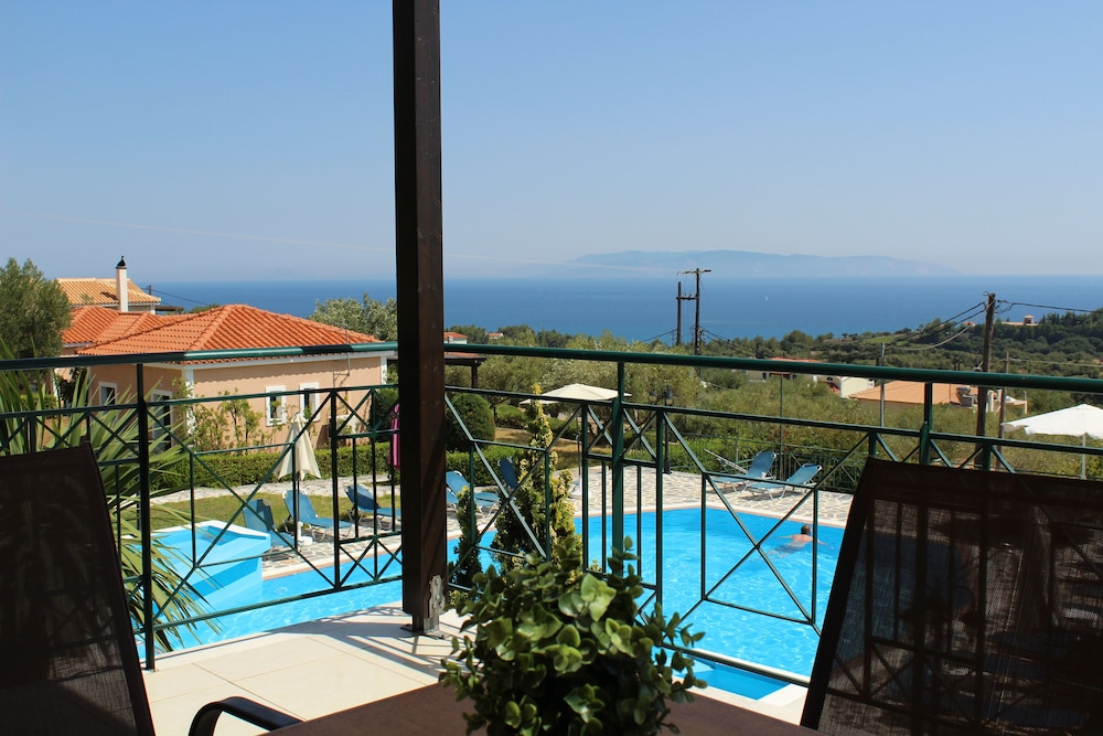 Oneira Villas