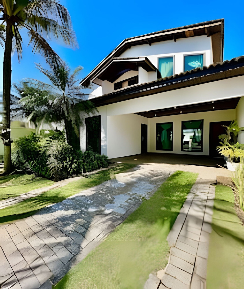 Casa com piscina em Acapulco Guarujá SP3