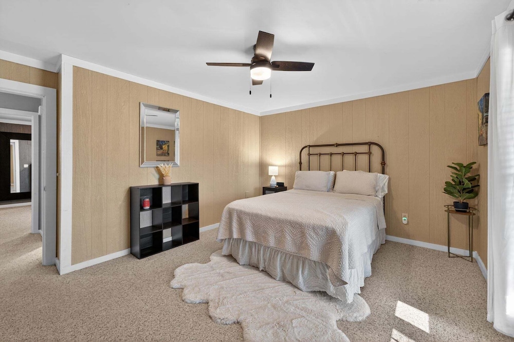 Healing Adventures Wellness Retreat 3 Bedroom Home