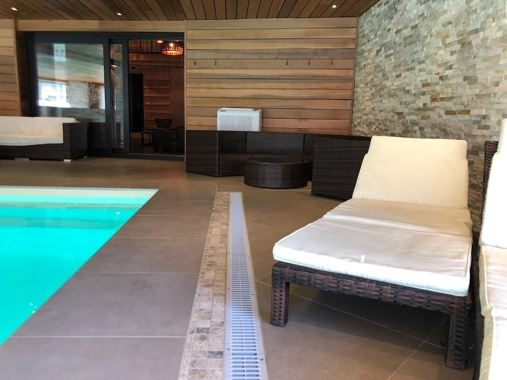Villa in Coo With Indoor Pool & Near Waterfalls