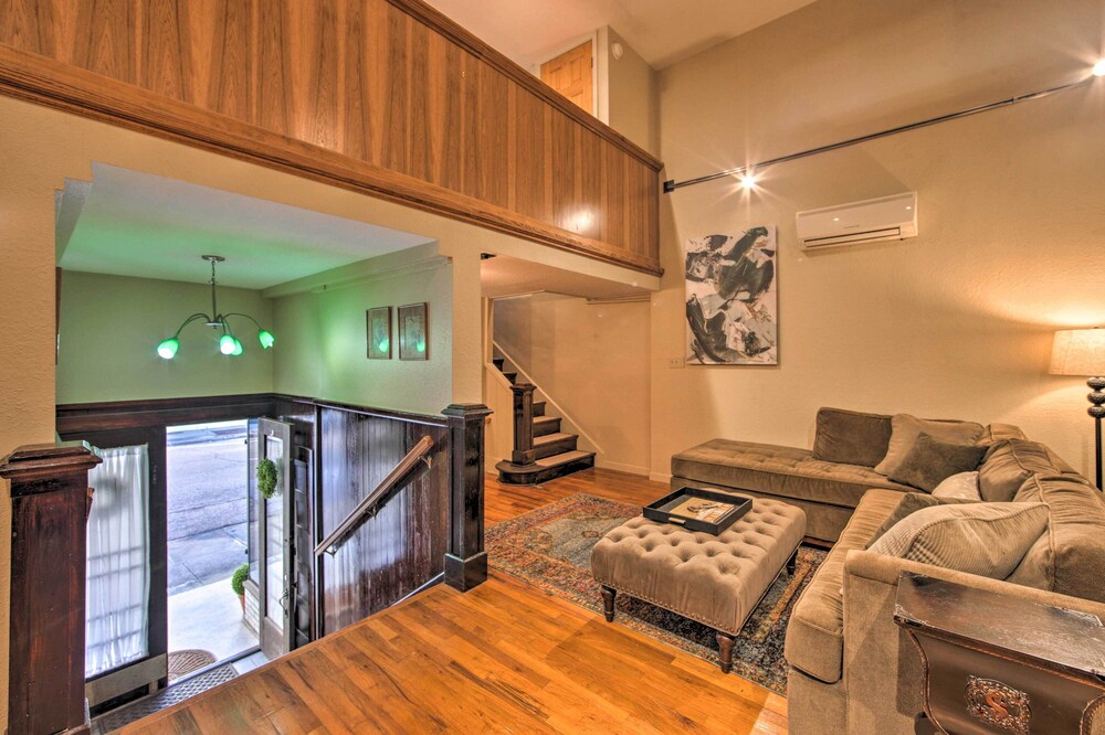 Marshall Vacations - Updated Apartment in Historic Dtwn Marshall! - Property Image 18
