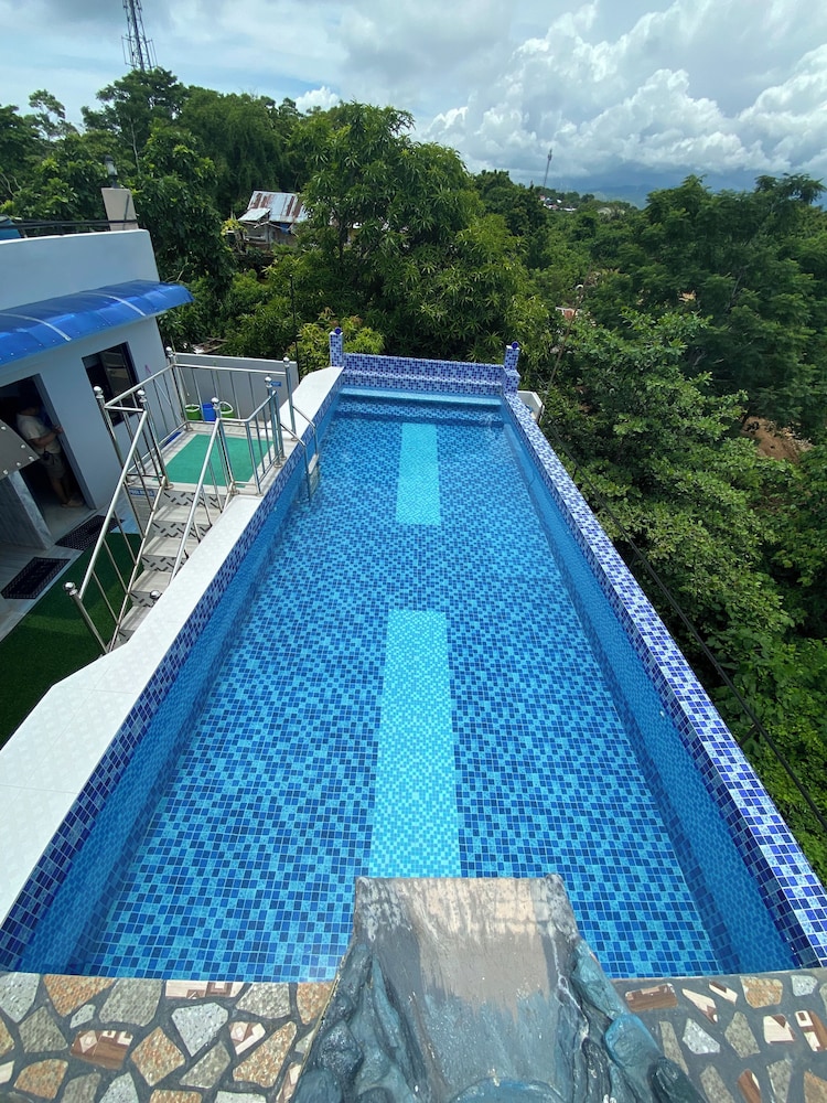 Dantes Hideaway