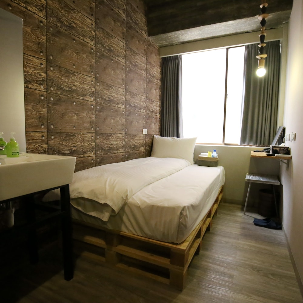 Nys Loft Hotel - Hostel