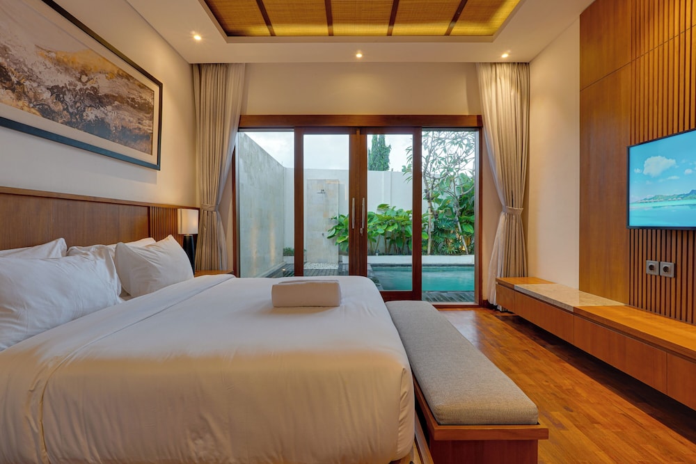 Villa Taman Seminyak Suite 01