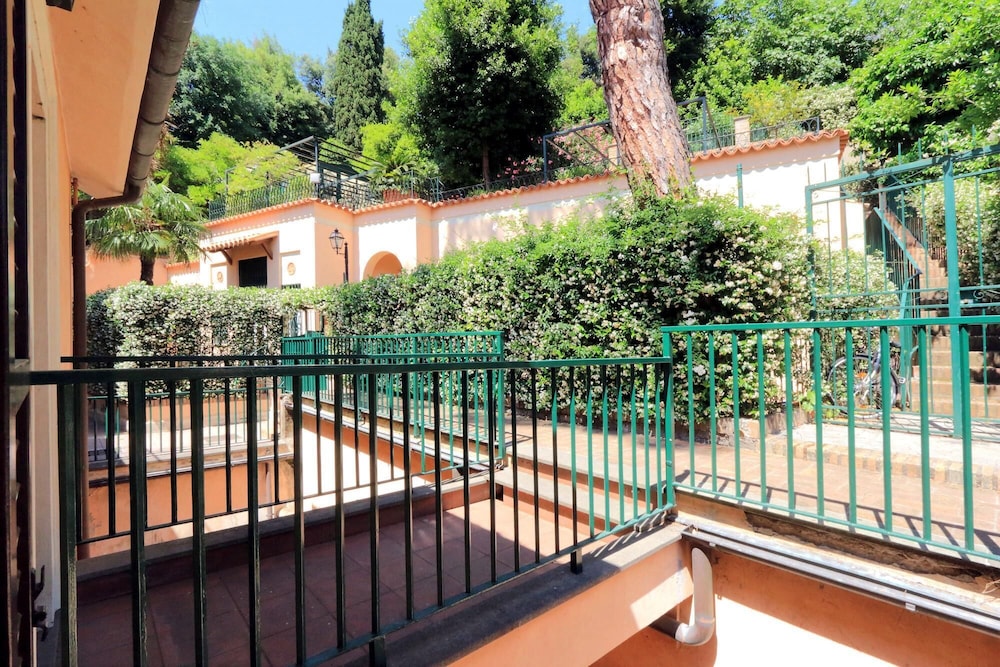 B2 Piazzetta Margutta - B2 - My Extra Home