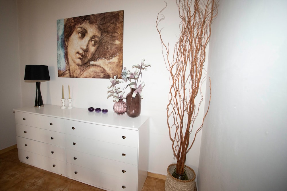 Electra s 2-bedroom Apt-convenient Location Patra