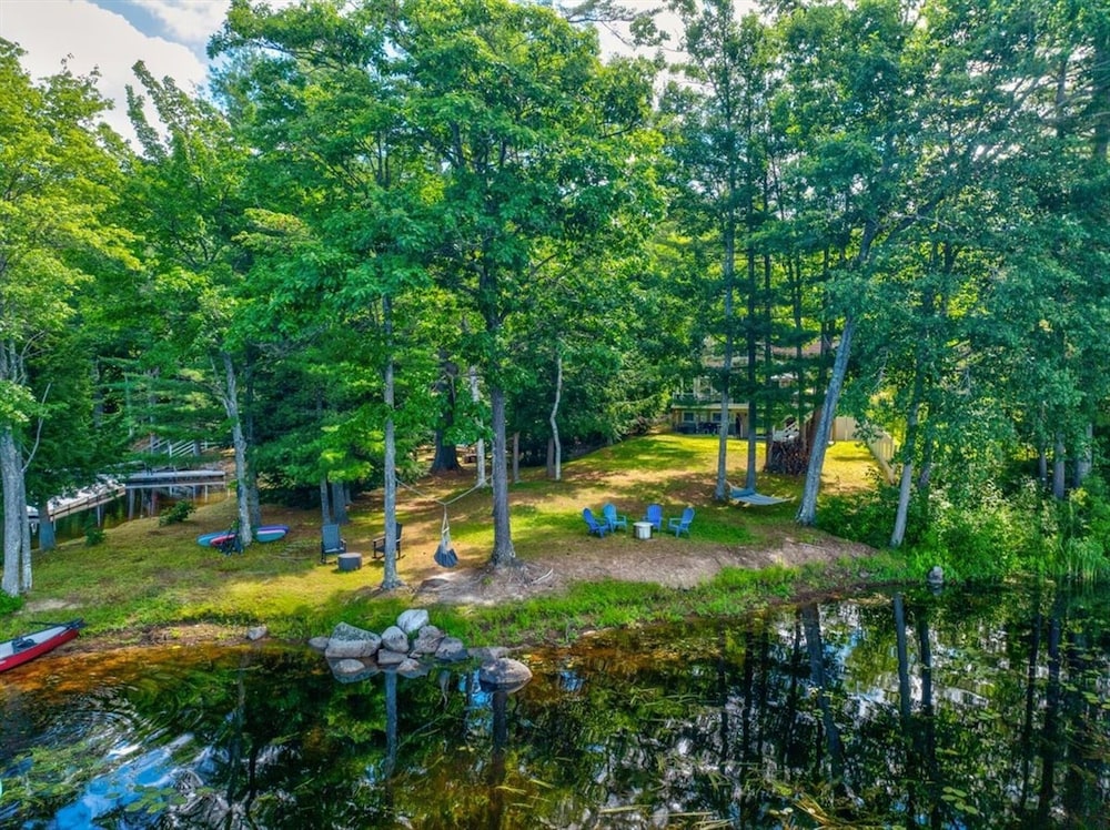 Lakeview Bliss Limit 8 3 Bedroom Villa