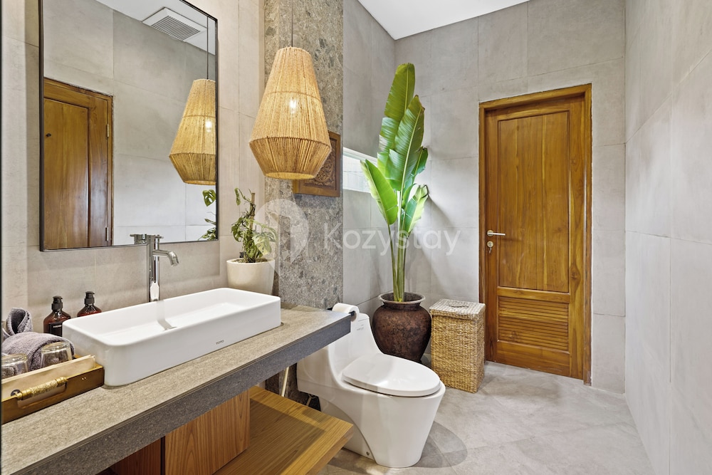 Kastara Villa by Kozystay - Canggu