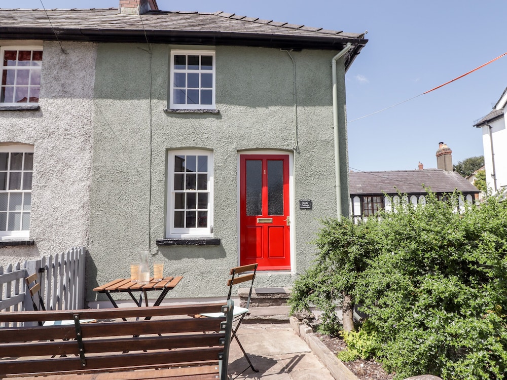 Kooky Cottage
