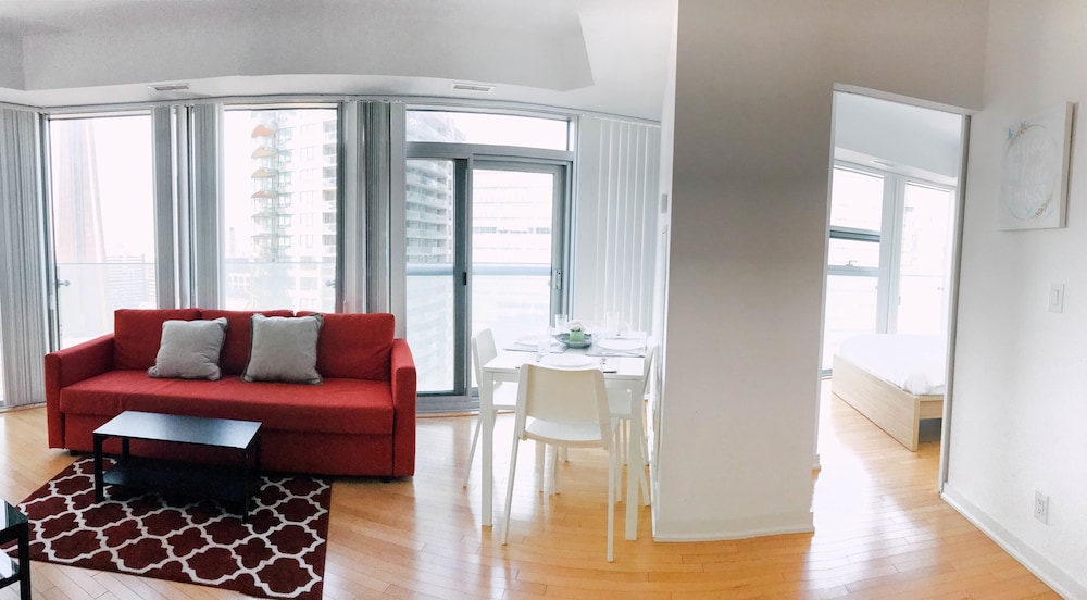 Sarkar Suites - Entertainment District