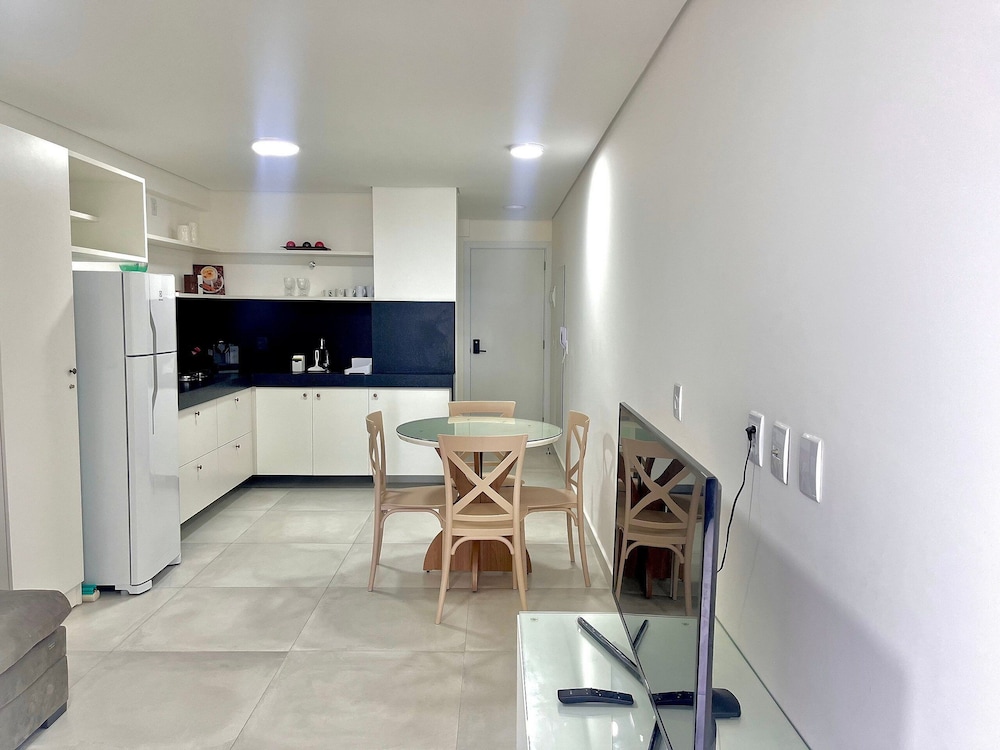 Hyde Park OCEANVIEW - by Living