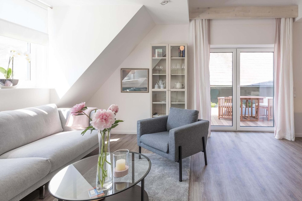 Liebevoll Eingerichtete Ferienwohnung in Husum