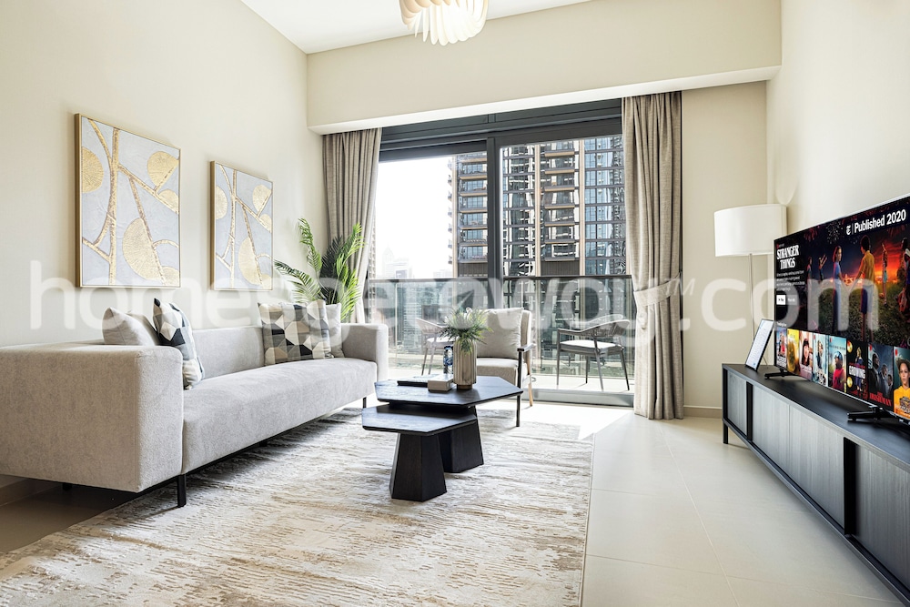HomesGetaway - 1BR in ACT One Downtown