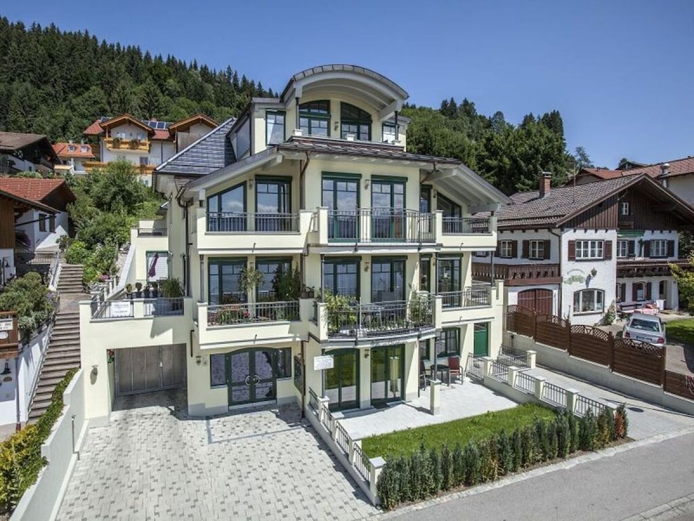 Nice Apartment in Hopfen am See