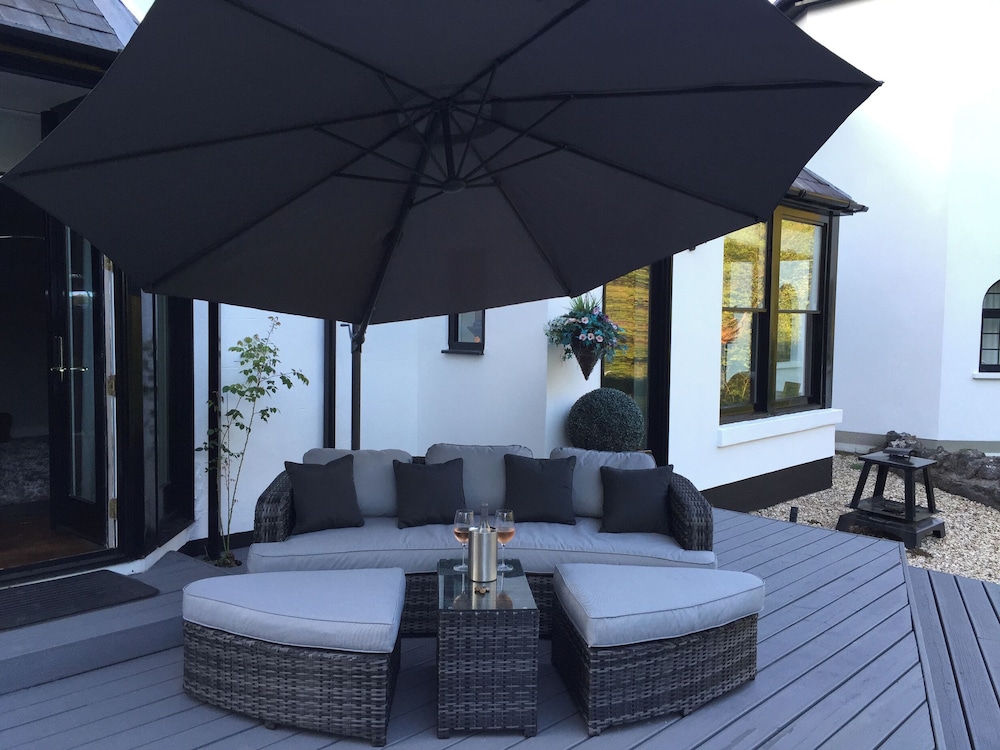 Glamorgan House