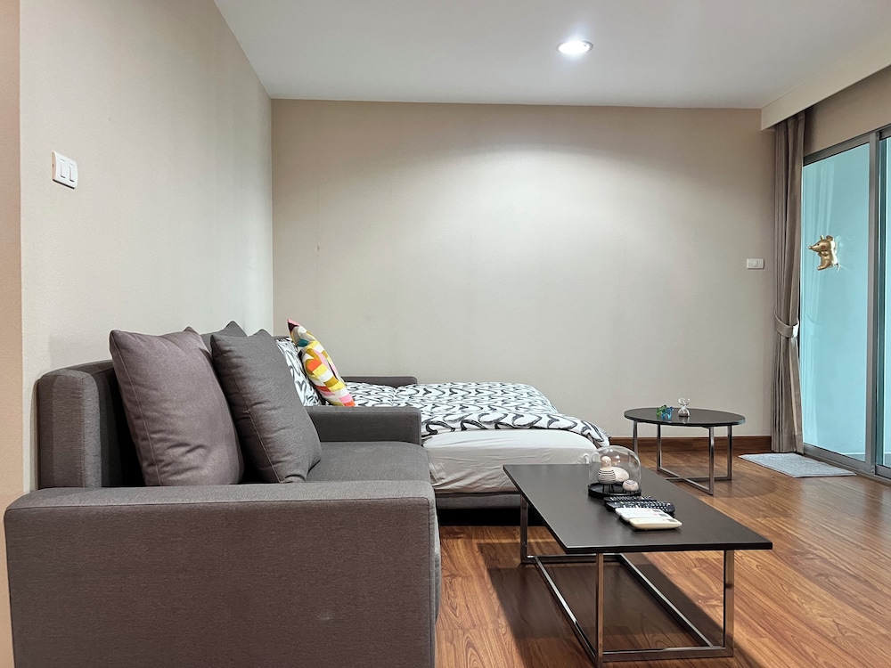 Belle Rama9 Boutique Apartments