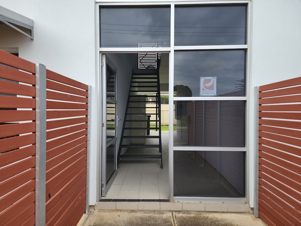 Ethelton Serviced Apartments