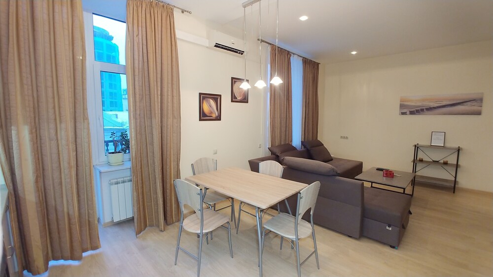 Kyiv Apartments