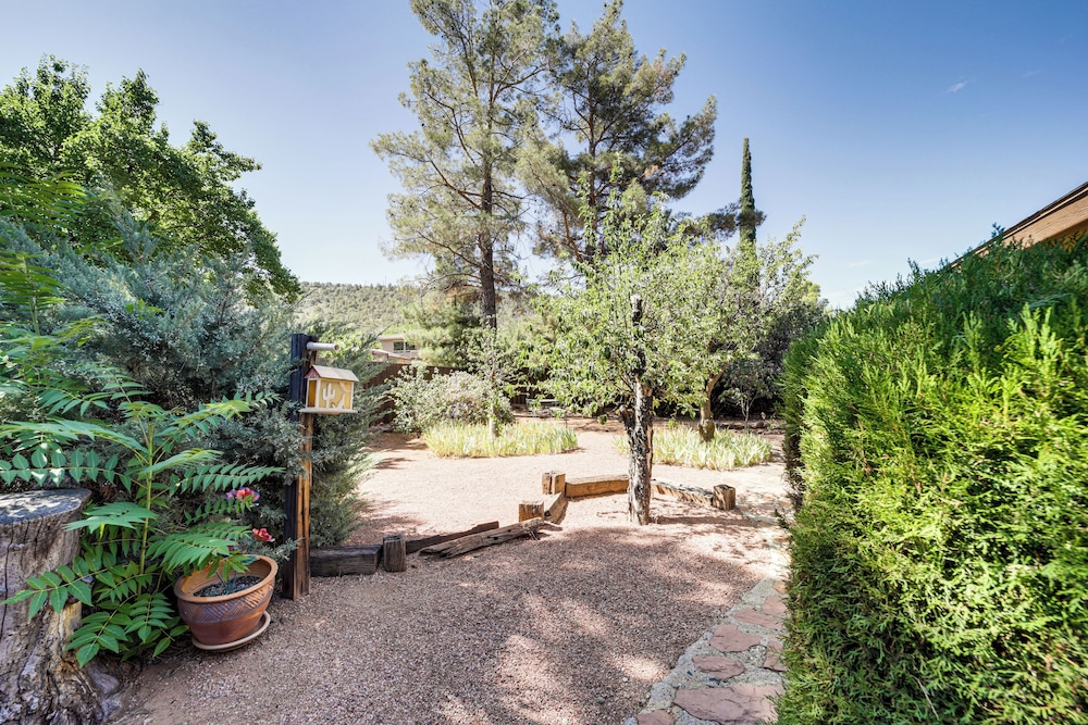 Beautiful Sedona Escape in Walkable Location!