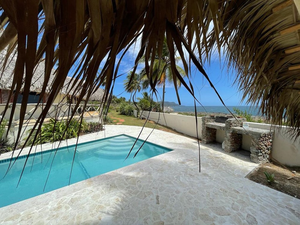 Villa Punta Coral
