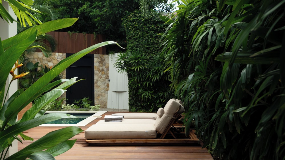 Villa Dreamora by Villa Finder