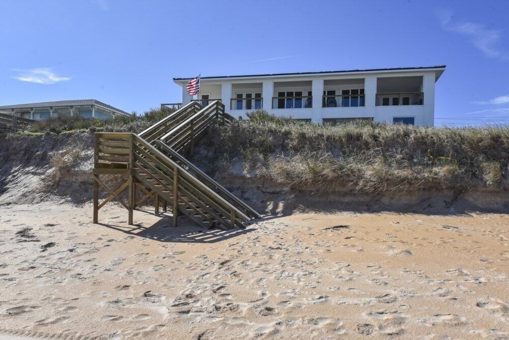 The White House On Flagler Beach - Unit 23 3 Bedroom Home