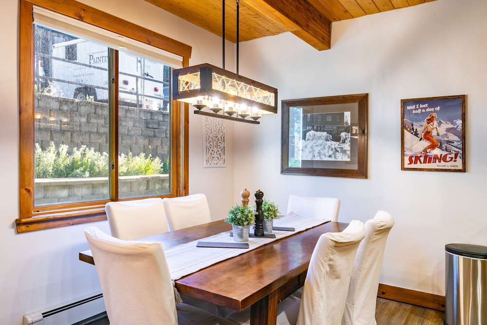 Deer Valley Den by Avantstay Beautiful Home in Ideal Location in Park City