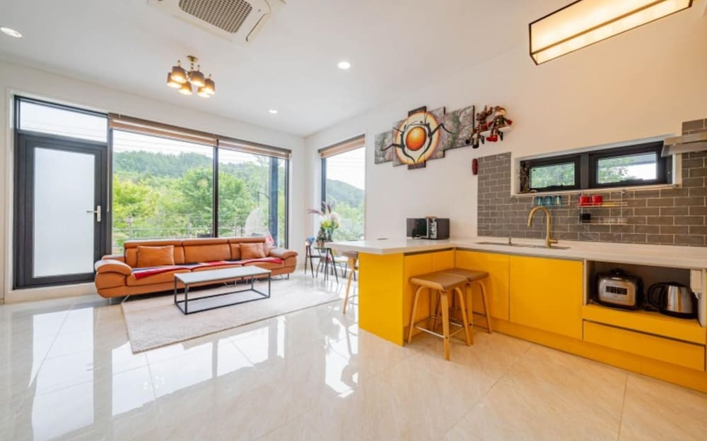 Gapyeong Blue L Pool Villa view 4