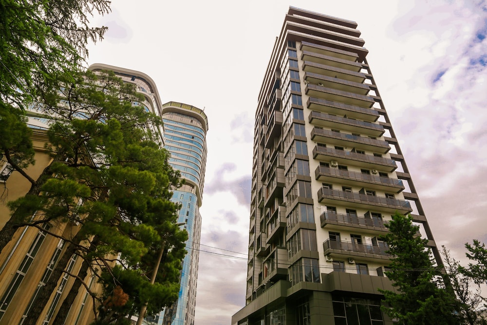 Hosthub - 2BR Super view Apartment view 3